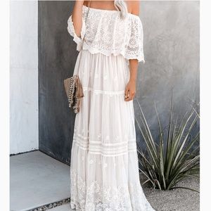White Off the shoulder lace maxi dress Medium